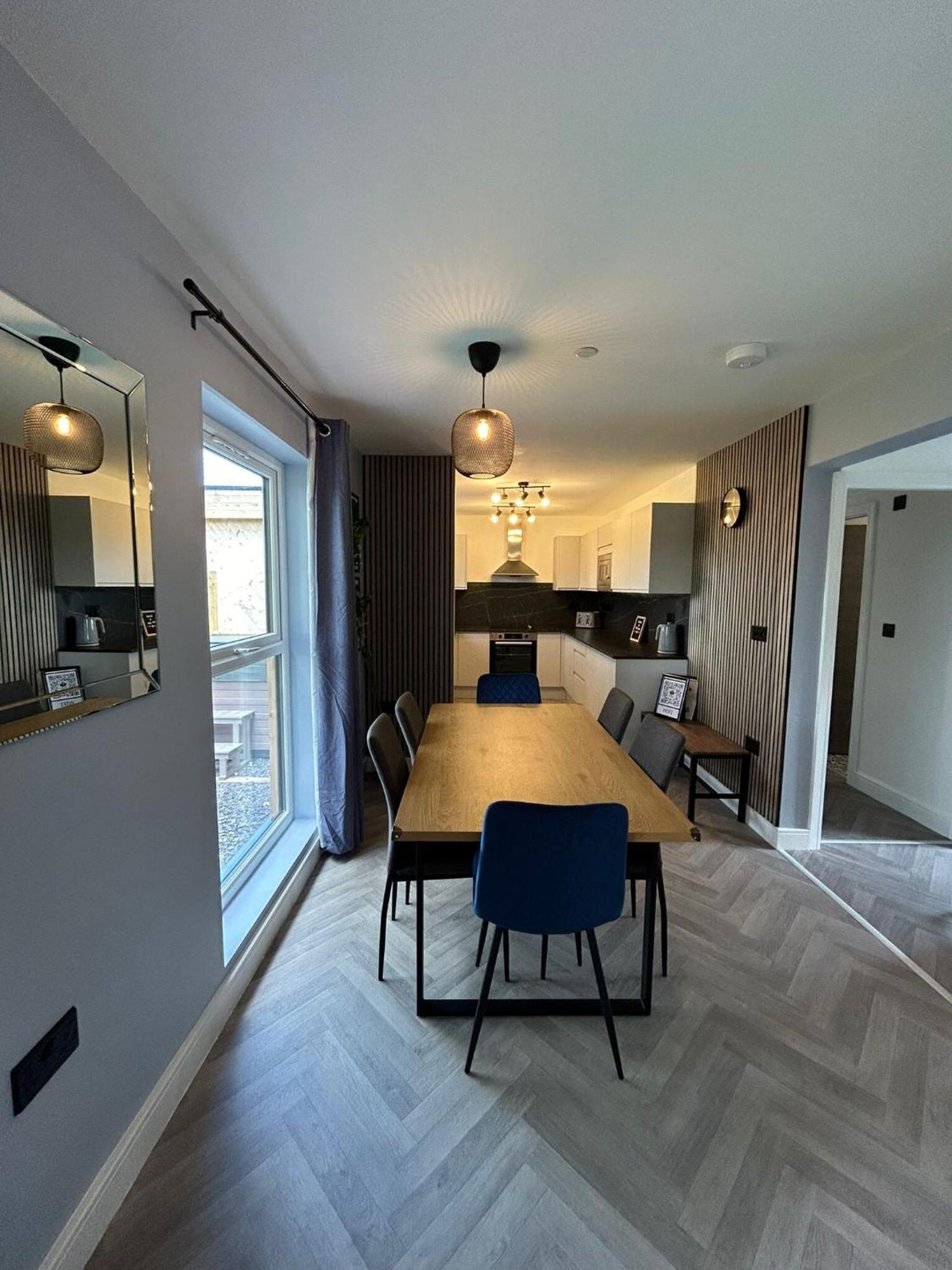 North Wales Eco Lodges Ruthin Bagian luar foto