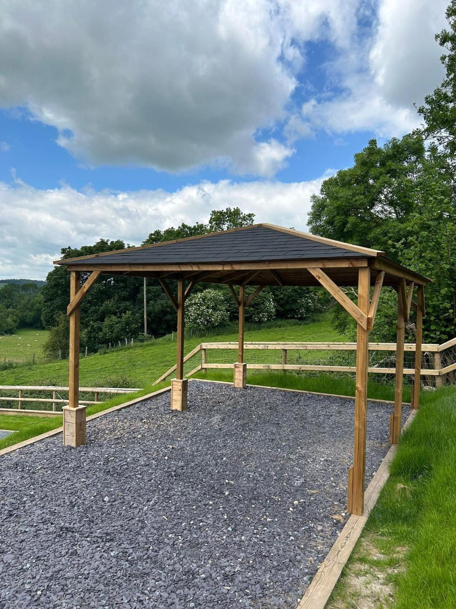 North Wales Eco Lodges Ruthin Bagian luar foto