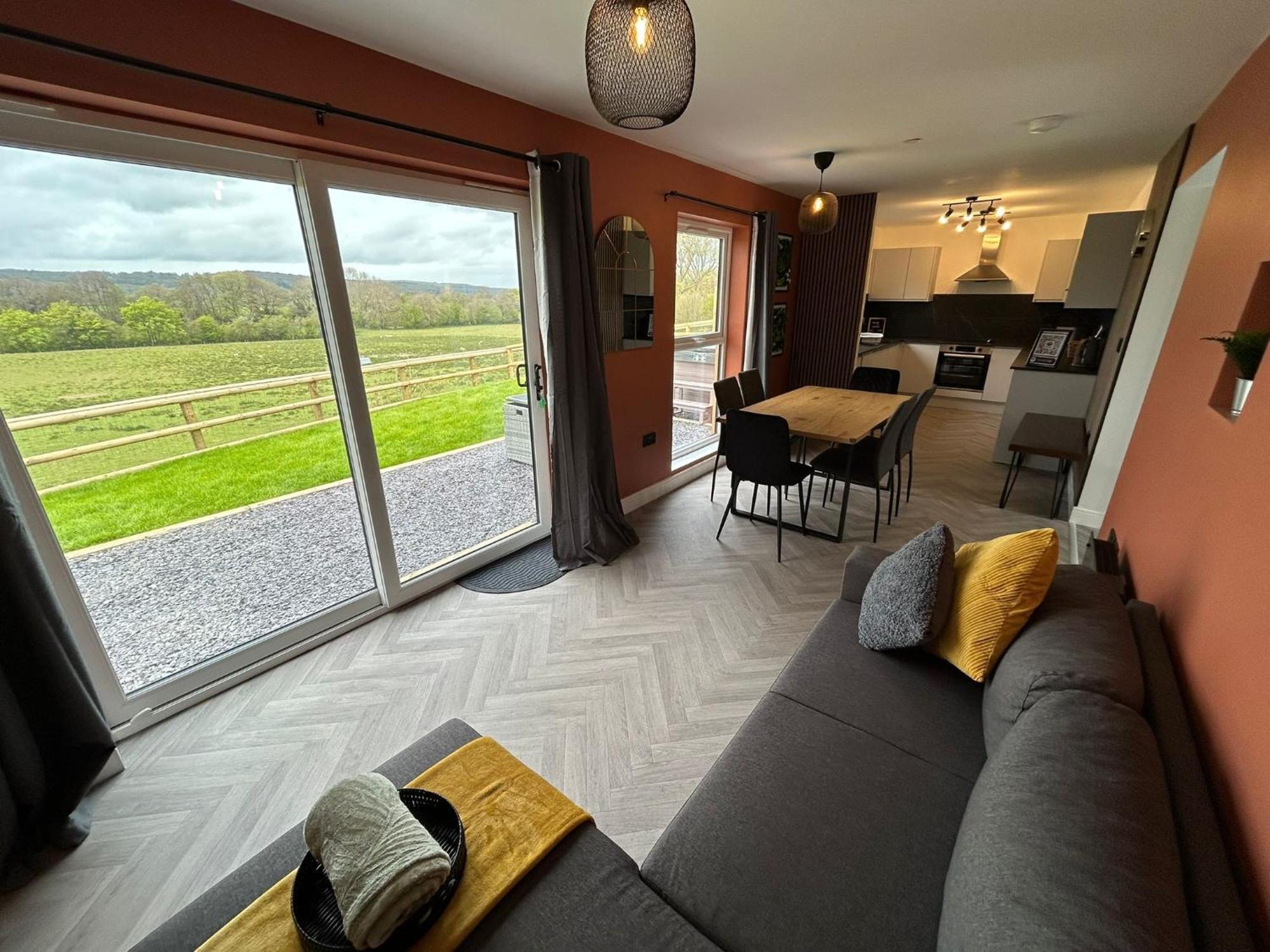 North Wales Eco Lodges Ruthin Bagian luar foto