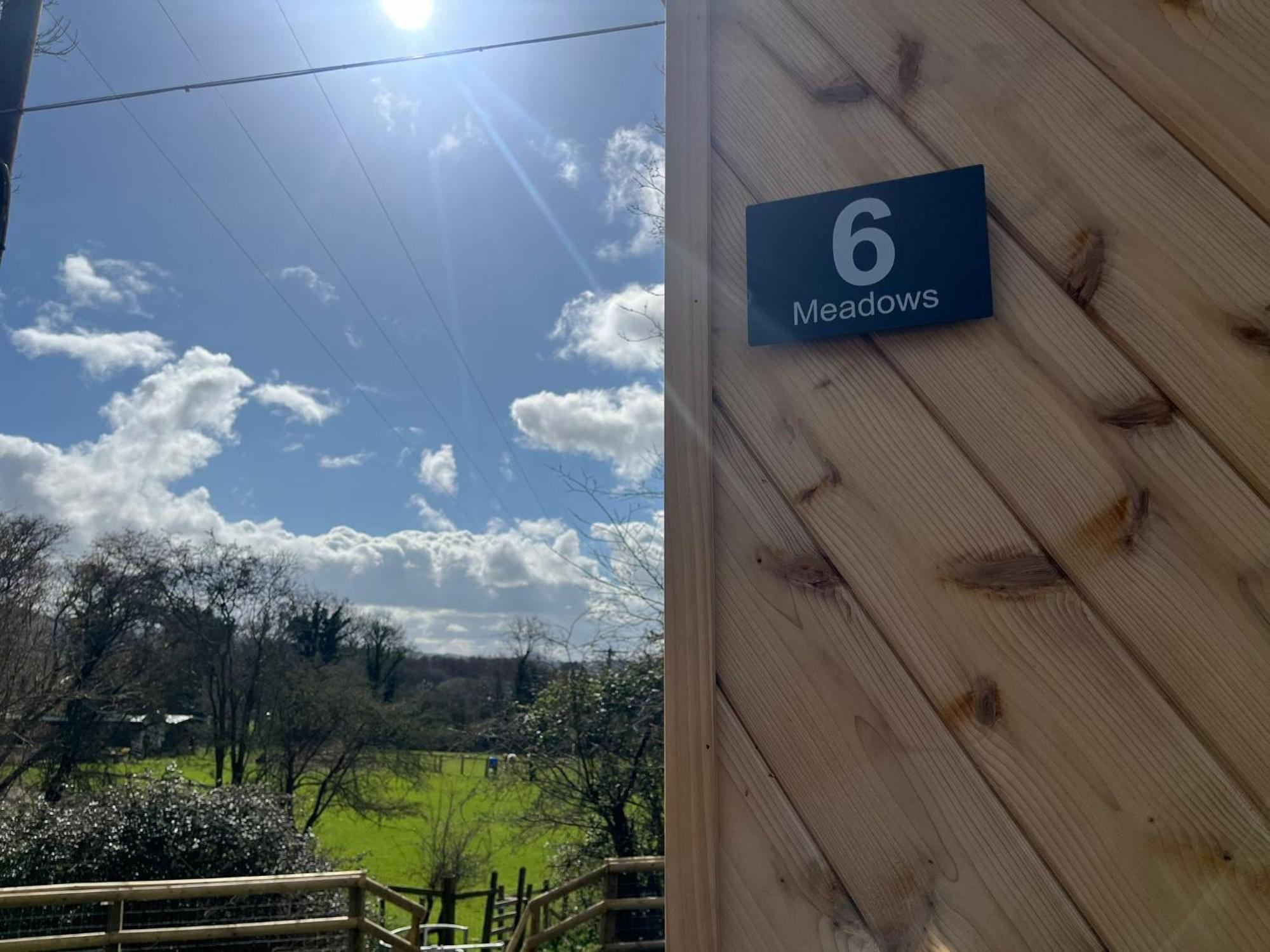North Wales Eco Lodges Ruthin Bagian luar foto