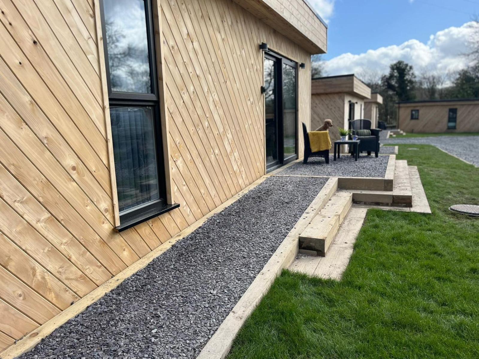 North Wales Eco Lodges Ruthin Bagian luar foto