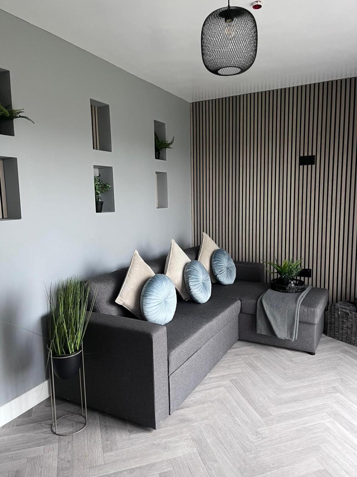 North Wales Eco Lodges Ruthin Bagian luar foto