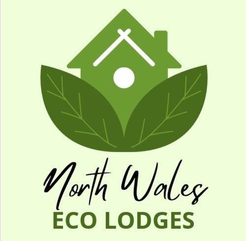 North Wales Eco Lodges Ruthin Bagian luar foto
